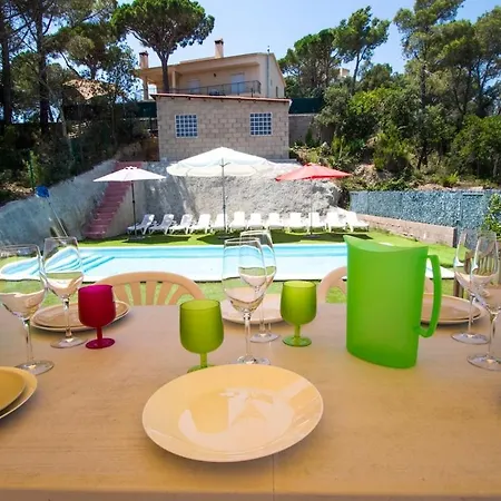Catalunya Casas Fun And Frolic In Lloret Del Mar 3500 Meters To Beach! Вілла *