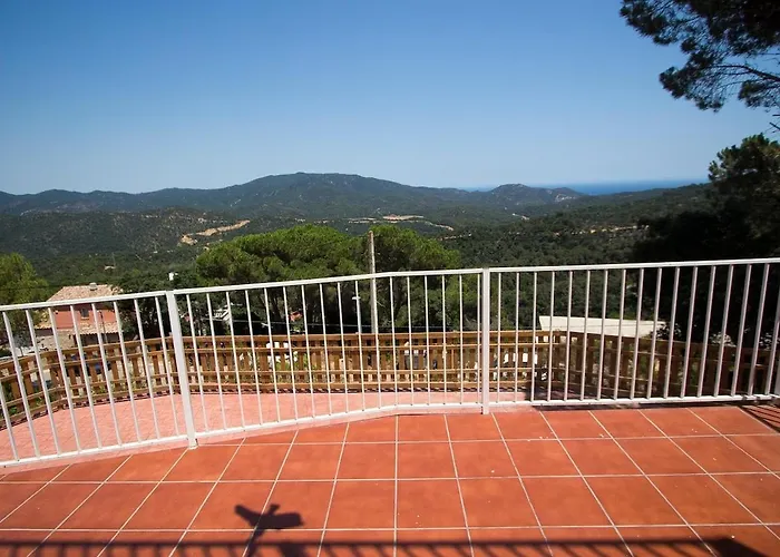 Villa Catalunya Casas Fun And Frolic In Lloret Del Mar 3500 Meters To Beach! *