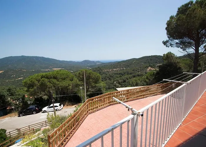 Villa Catalunya Casas Fun And Frolic In Lloret Del Mar 3500 Meters To Beach! *