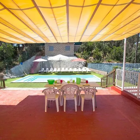 Catalunya Casas Fun And Frolic In Lloret Del Mar 3500 Meters To Beach! فيلة *