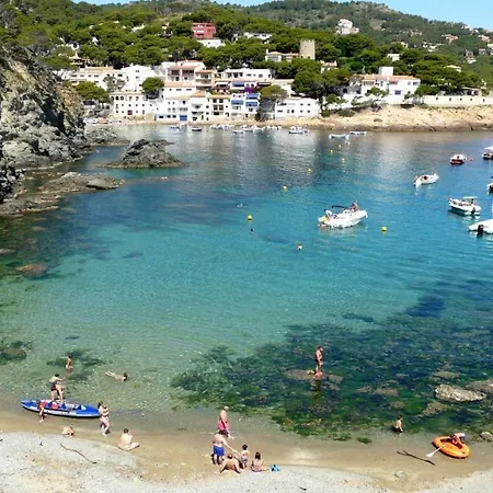 Catalunya Casas Fun And Frolic In Lloret Del Mar 3500 Meters To Beach! Willa Lloret de Mar